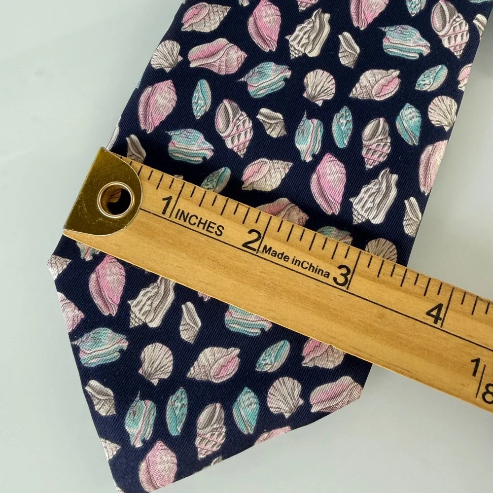 Gucci Necktie Mens One Size Navy Blue Seashell Silk Nautical Made in Italy
